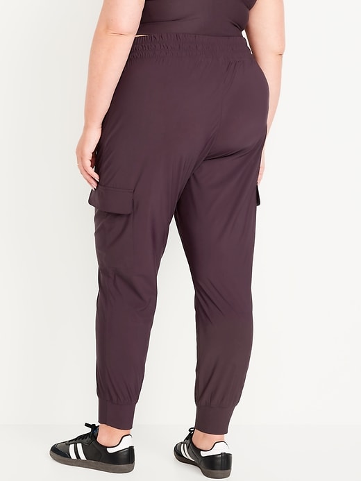 L'image numéro 7 présente Pantalon de jogging cargo Tech élégant à taille haute