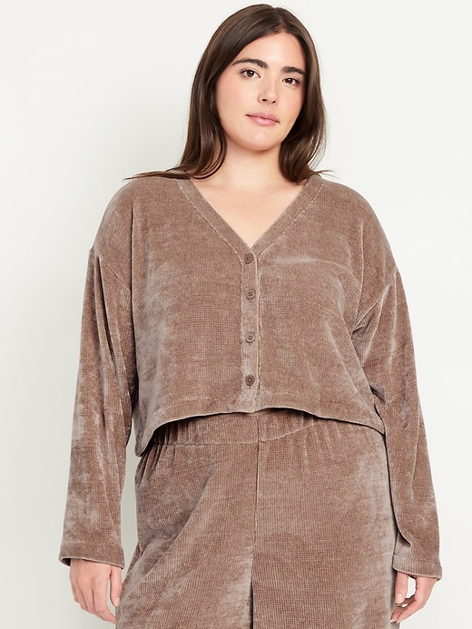 L'image numéro 5 présente Chemise douillette en chenille