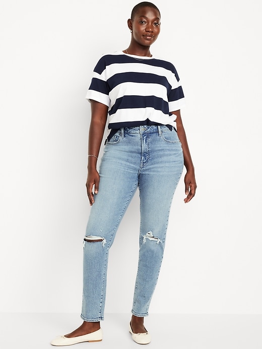 Image number 4 showing, Curvy High-Waisted OG Straight Ankle Jeans