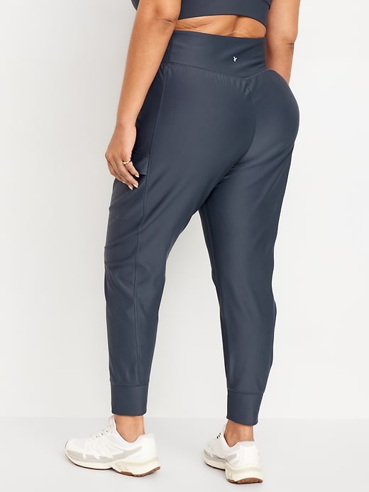 Image number 7 showing, Extra High-Waisted PowerSoft Coze Edition Fleece-Lined 7/8 Cargo Joggers