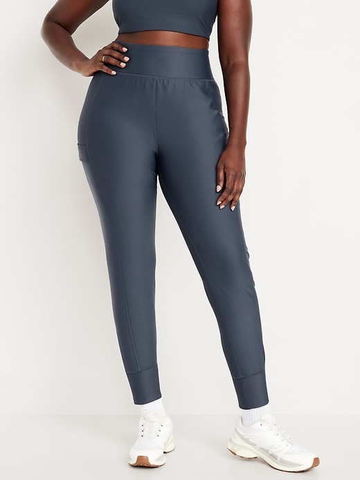 Image number 4 showing, Extra High-Waisted PowerSoft Coze Edition Fleece-Lined 7/8 Cargo Joggers