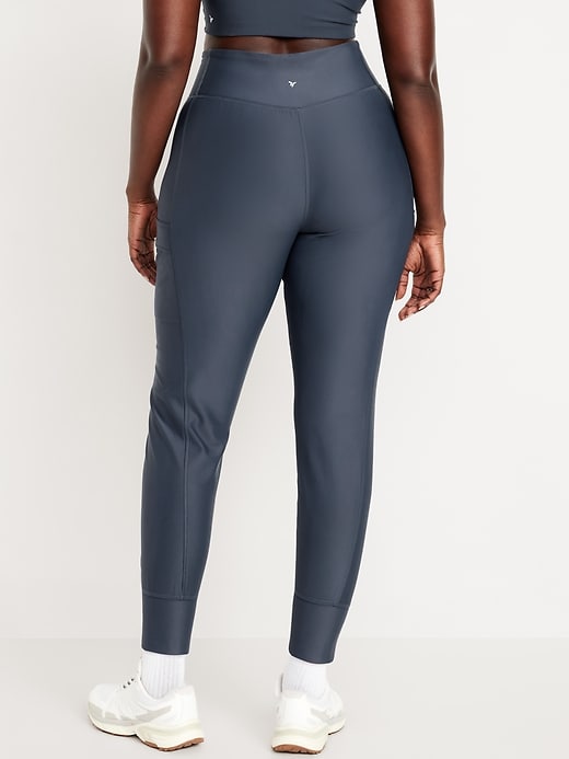 Image number 5 showing, Extra High-Waisted PowerSoft Coze Edition Fleece-Lined 7/8 Cargo Joggers