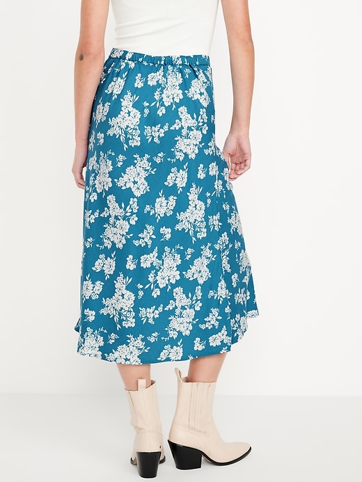 Image number 2 showing, Crepe A-Line Midi Skirt