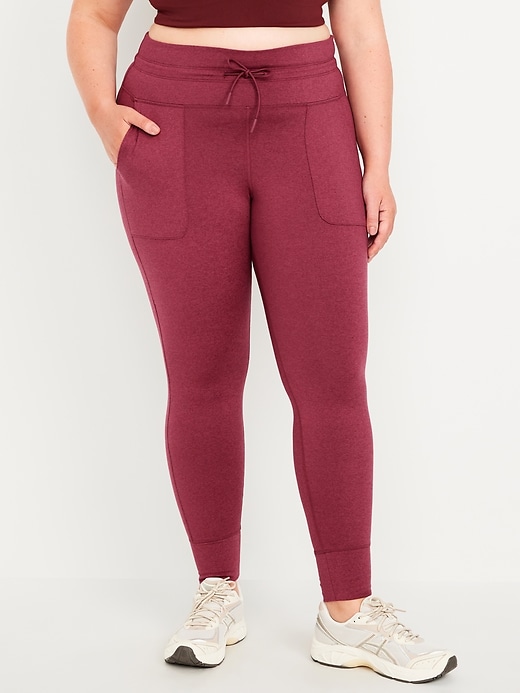 L'image numéro 6 présente Legging NuageConfo à taille très haute longueur 7/8