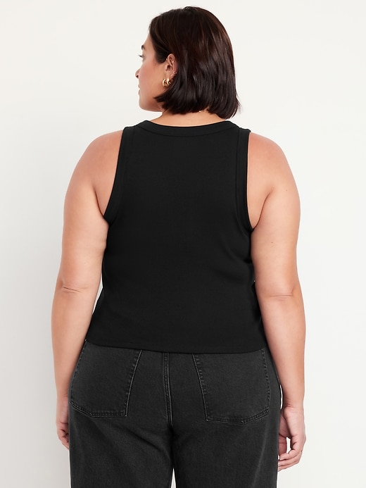 L'image numéro 8 présente Camisole courte moulante