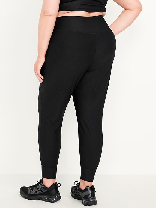 L'image numéro 7 présente Pantalon de jogging PowerSoft côtelé à taille haute longueur 7/8