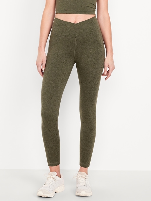 L'image numéro 1 présente Legging NuageConfo à taille très haute longueur 7/8