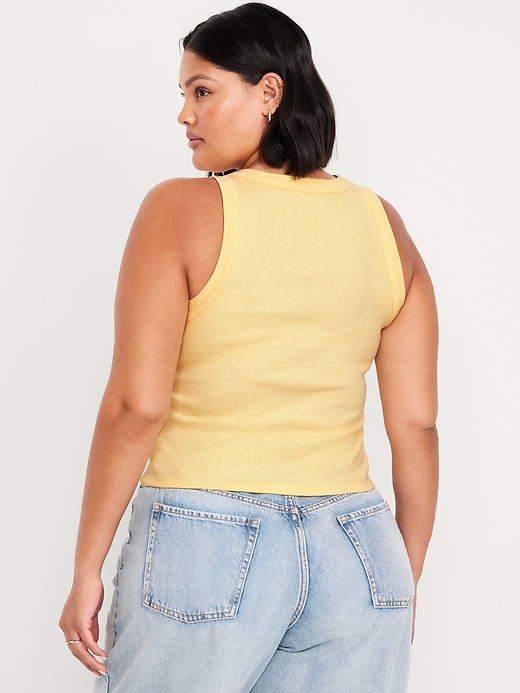 L'image numéro 8 présente Camisole courte moulante