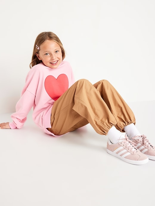 L'image numéro 3 présente Pantalon parachute coupe généreuse pour fille