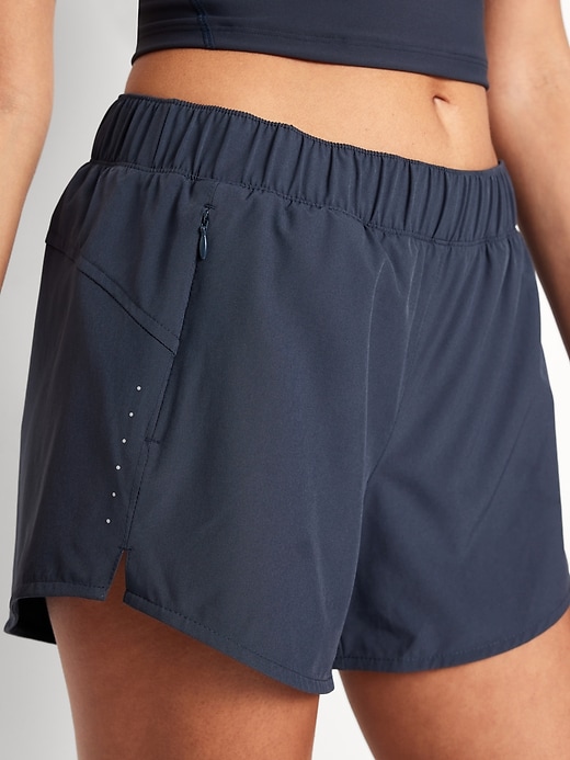 Image number 8 showing, Mid-Rise StretchTech Run Shorts -- 4-inch inseam