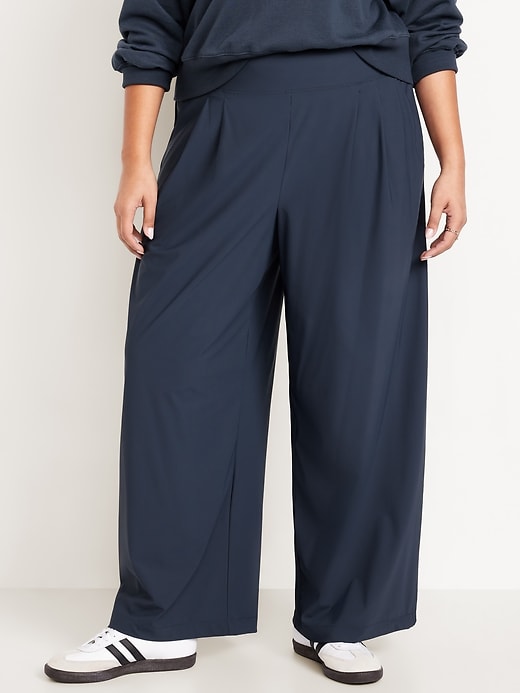 Image number 6 showing, Extra High-Waisted SleekTech Pleated Trousers