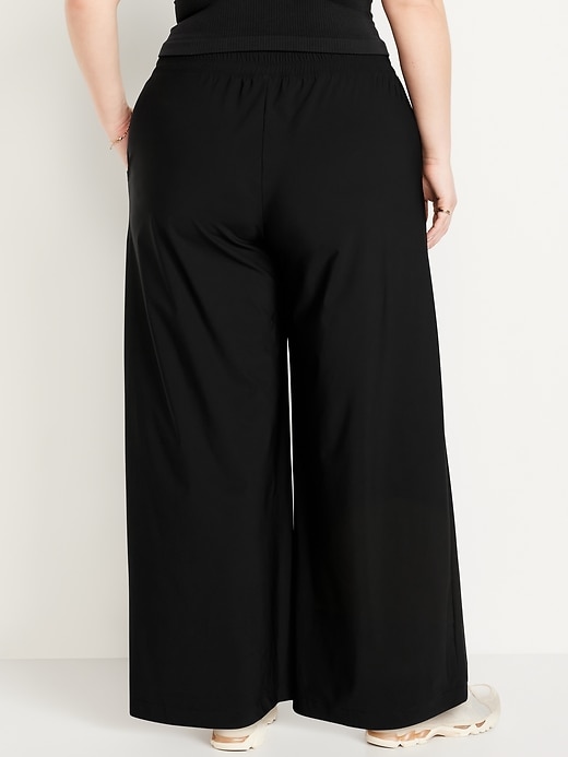 Image number 7 showing, Extra High-Waisted SleekTech Pleated Trousers