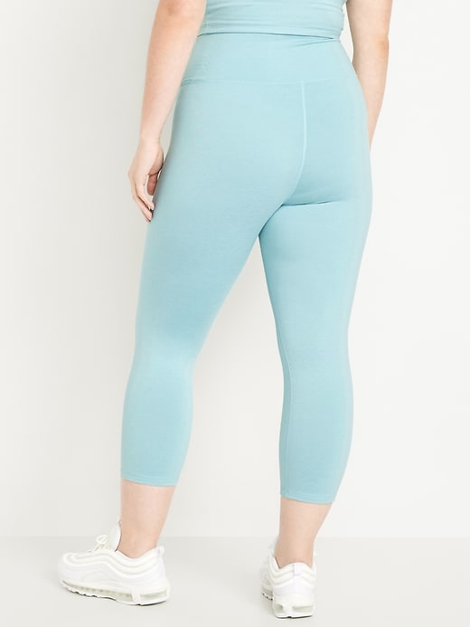 Image number 5 showing, Extra High-Waisted CloudComfy Crop Leggings