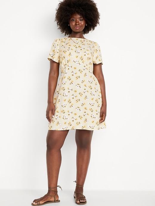 Image number 3 showing, Printed Crepe Mini Dress