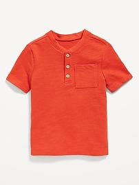 L'image numéro 2 présente T-shirt henley à poche à manches courtes pour tout-petit garçon