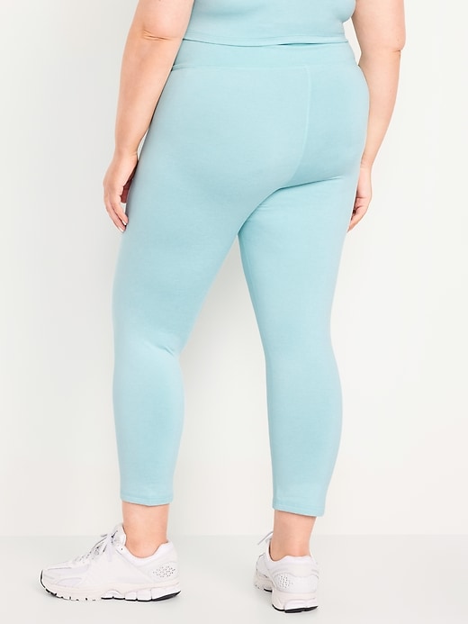 Image number 7 showing, Extra High-Waisted CloudComfy Crop Leggings