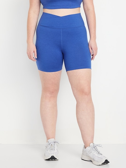 Image number 4 showing, Extra High-Waisted CloudComfy Biker Shorts -- 6-inch inseam