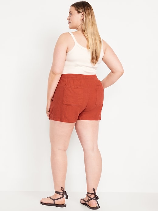 Image number 7 showing, High-Waisted Linen-Blend Shorts -- 3.5-inch inseam