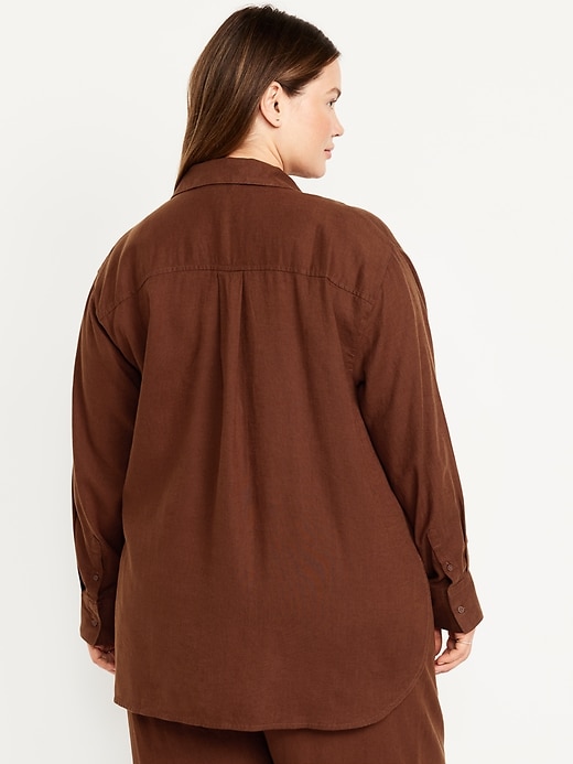 Image number 6 showing, Linen-Blend Loose Button-Down Shirt