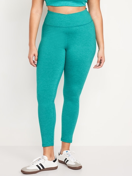 Image number 6 showing, Extra High-Waisted CloudComfy 7/8 Leggings