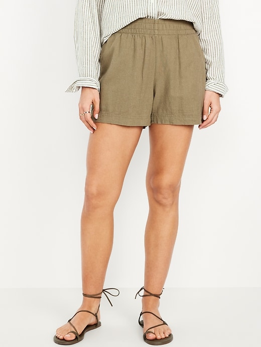 Image number 2 showing, High-Waisted Linen-Blend Shorts -- 3.5-inch inseam