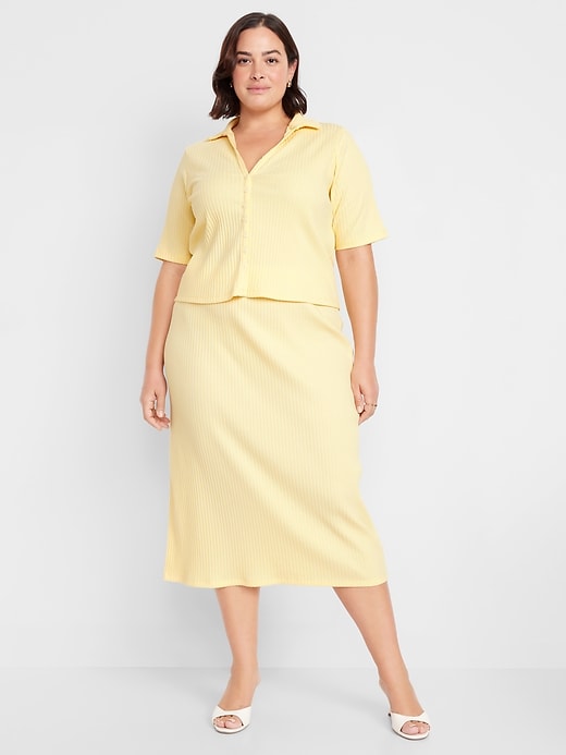 Image number 7 showing, High-Waisted Ribbed Midi Skirt