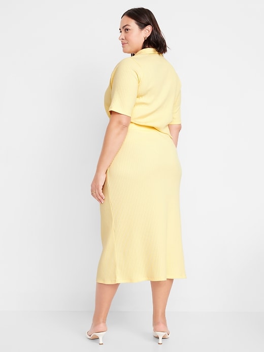 Image number 6 showing, High-Waisted Ribbed Midi Skirt