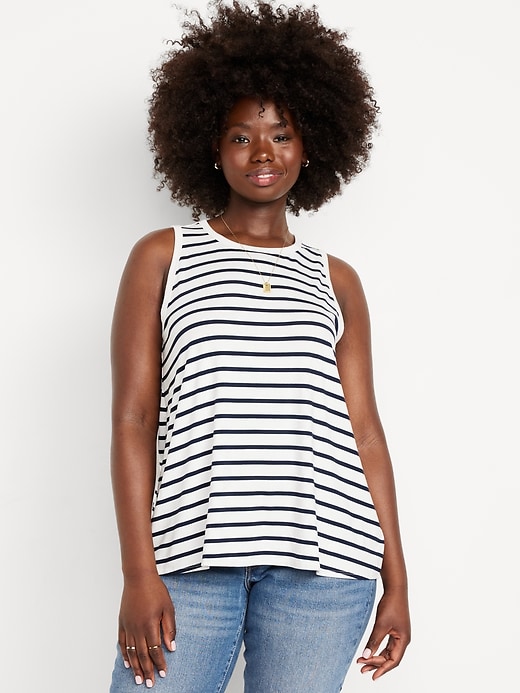 Image number 5 showing, Luxe Sleeveless High-Neck Top