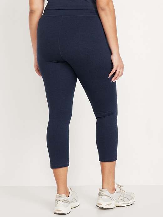 Image number 7 showing, Extra High-Waisted CloudComfy Crop Leggings