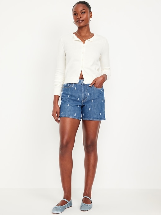 Image number 1 showing, Curvy High-Waisted OG Jean Shorts -- 5-inch inseam