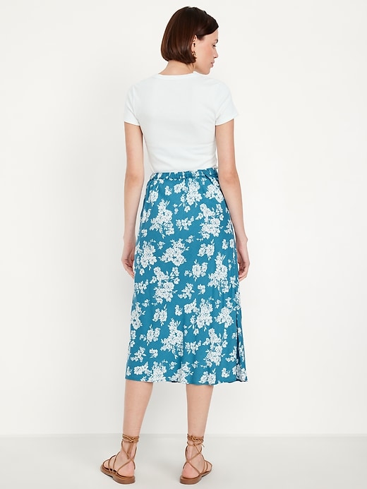 Image number 2 showing, Crepe A-Line Midi Skirt