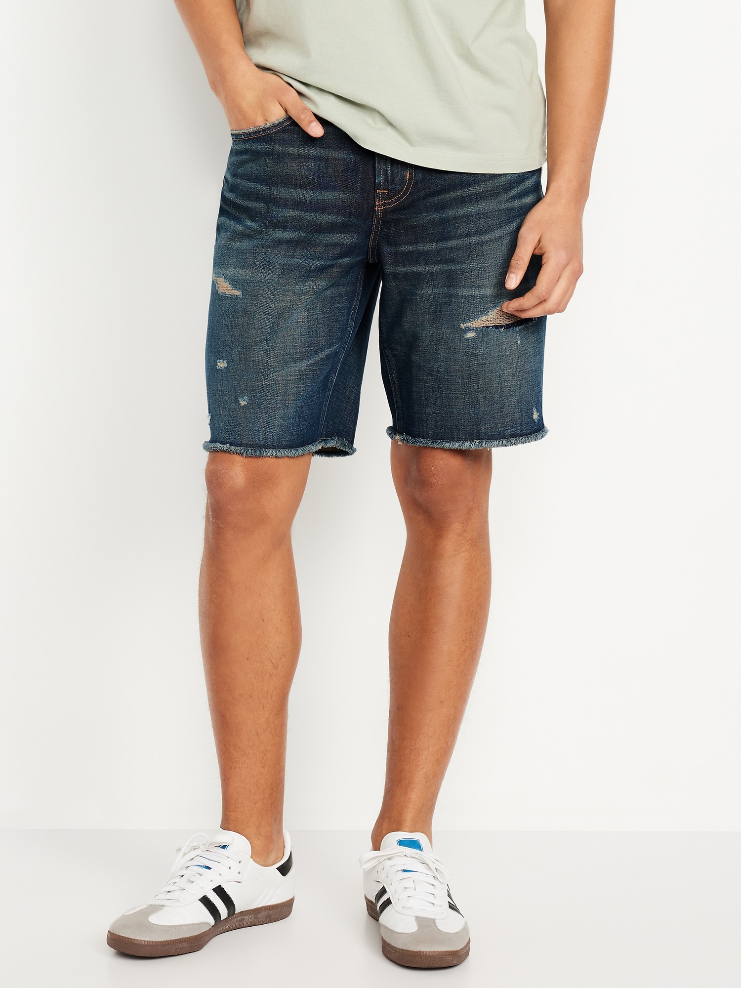 Slim Built-In Flex Jean Raw-Edge Shorts -- 9.5-inch inseam