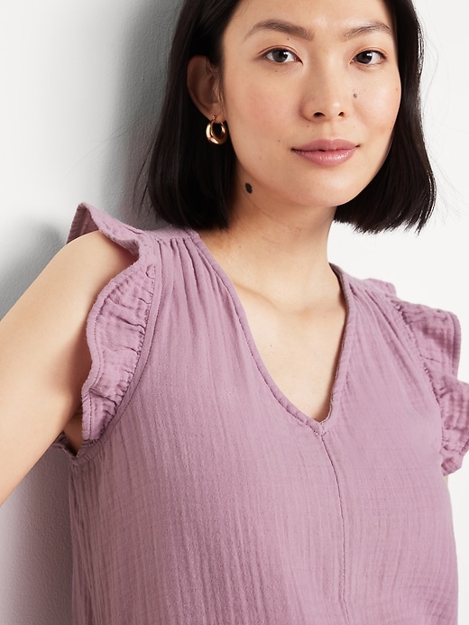 Image number 4 showing, Sleeveless Crinkle Gauze Top