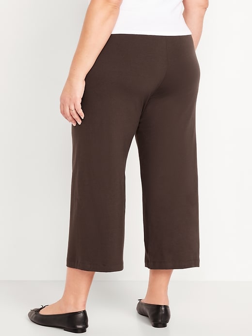 Image number 8 showing, High-Waisted Wide-Leg Crop Leggings