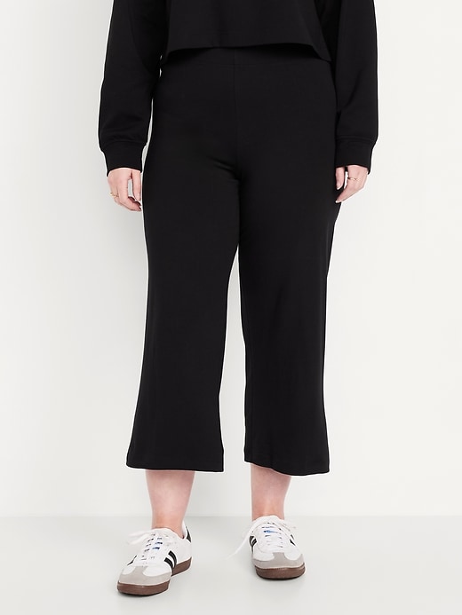 Image number 5 showing, High-Waisted Wide-Leg Crop Leggings