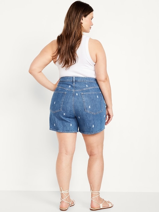 Image number 6 showing, Curvy High-Waisted OG Jean Shorts -- 5-inch inseam