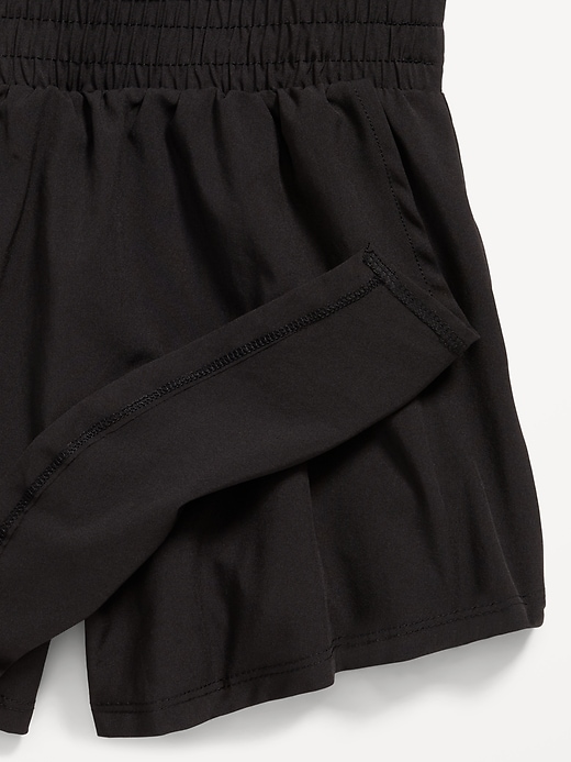 L'image numéro 5 présente Combinaison-short performance PowerChill croisée au dos pour fille