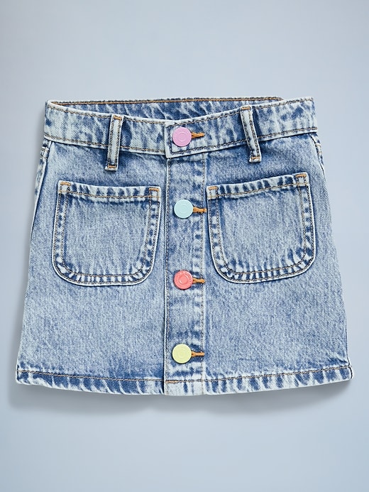 L'image numéro 3 présente Jupe d’anniversaire en denim à taille haute boutonnée sur le devant pour toute-petite fille