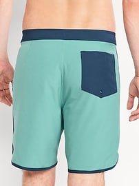 L'image numéro 2 présente Short de surfeur uni, entrejambe de 20 cm