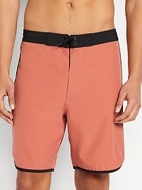 L'image numéro 1 présente Short de surfeur uni, entrejambe de 20 cm