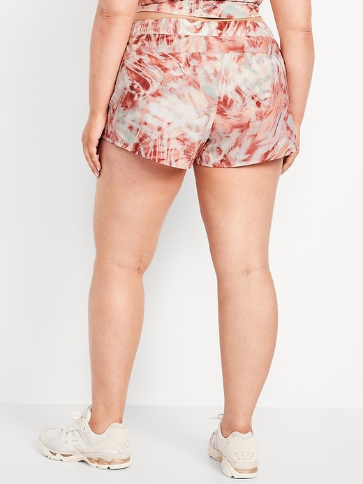 Image number 7 showing, Mid-Rise StretchTech Run Shorts -- 3-inch inseam