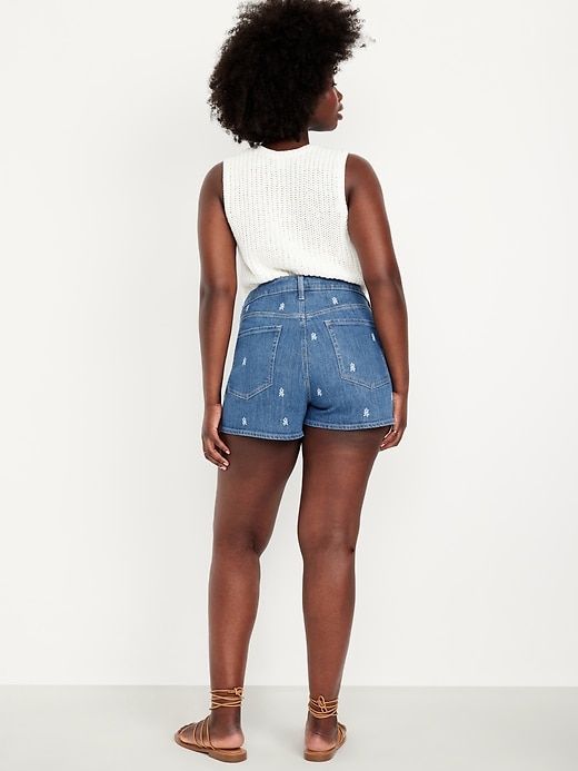 Image number 6 showing, Curvy High-Waisted OG Jean Shorts -- 3-inch inseam