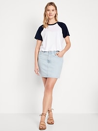 Mid-Rise Wow Jean Mini Skirt