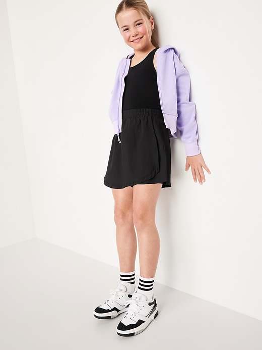 L'image numéro 3 présente Combinaison-short performance PowerChill croisée au dos pour fille