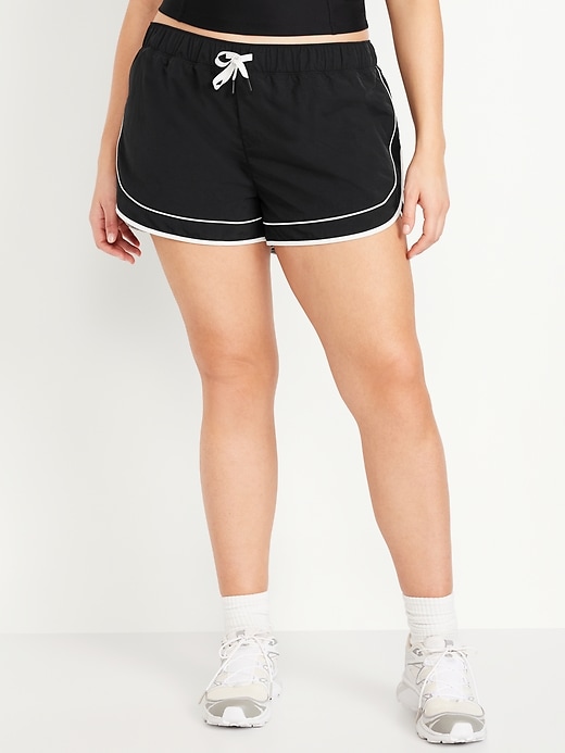 Image number 4 showing, Mid-Rise Run Shorts