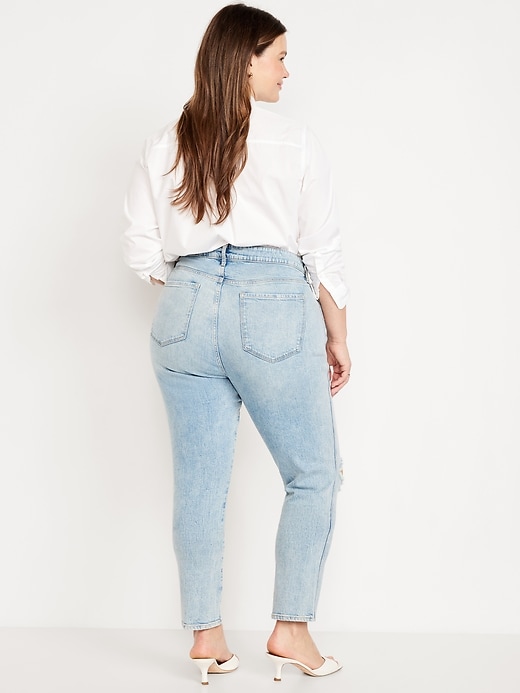 Image number 7 showing, Curvy High-Waisted Vintage Slim Jeans