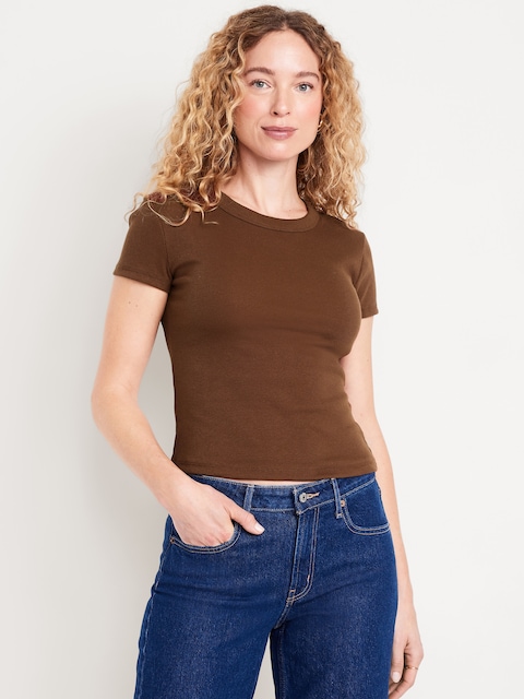T-shirt court moulant
