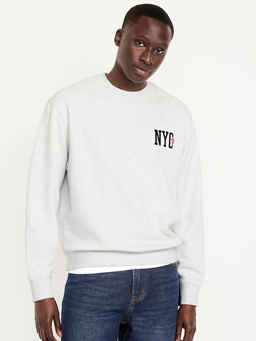 Image number 1 showing, Loose Essential Graphic Sweatshirt