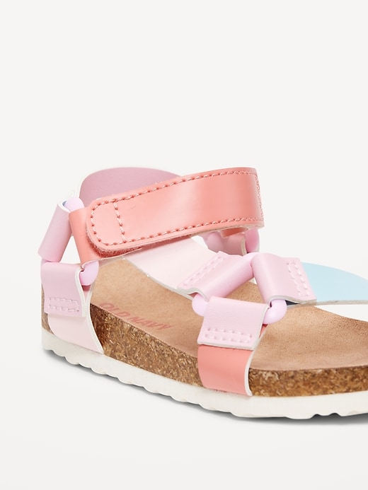 L'image numéro 4 présente Sandales Tech en similicuir pour toute-petite fille
