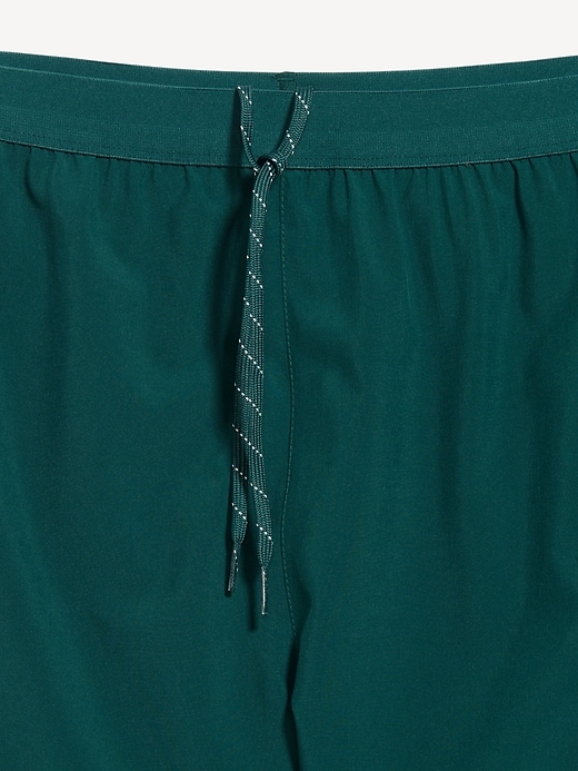 Image number 3 showing, Performance Vent Run Shorts -- 7-inch inseam